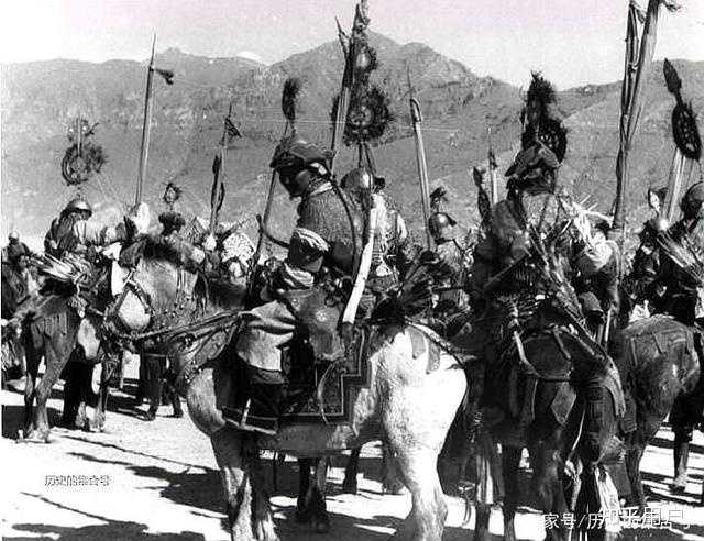 古代军队一个士兵可以同时装备长枪、腰刀和弓箭吗? - 知乎