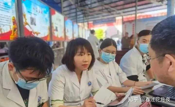 眼科医生曾琦怎么突然上热搜？网上和祖院长那个没打马赛克的视频是这个曾医生吗？ - 知乎