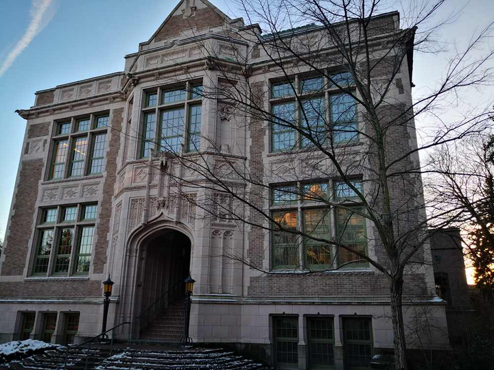 mis专业：圣路易斯华盛顿大学、波士顿大学、东北大学，改选哪一所学校？