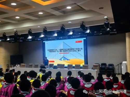 AI教父、Hinton教授首次现身中国参加25年世界人工智能大会,这意味着什么?你怎么看待他的分享? - 知乎