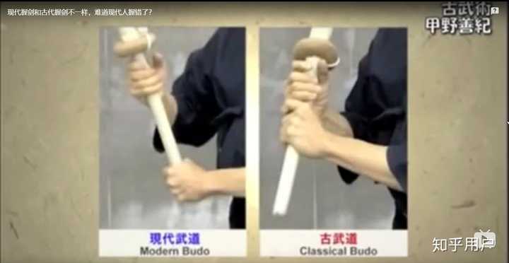 双手武器(刀剑类)的优势在哪里? - 知乎