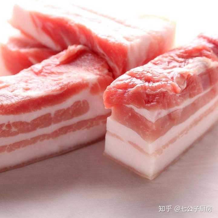 生五花肉切片图 五花肉怎么切片图解 生五花肉图片