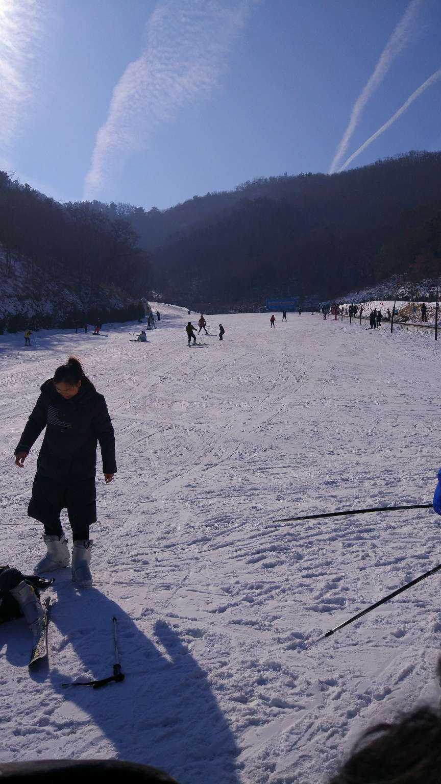 烟台勃朗滑雪场图片