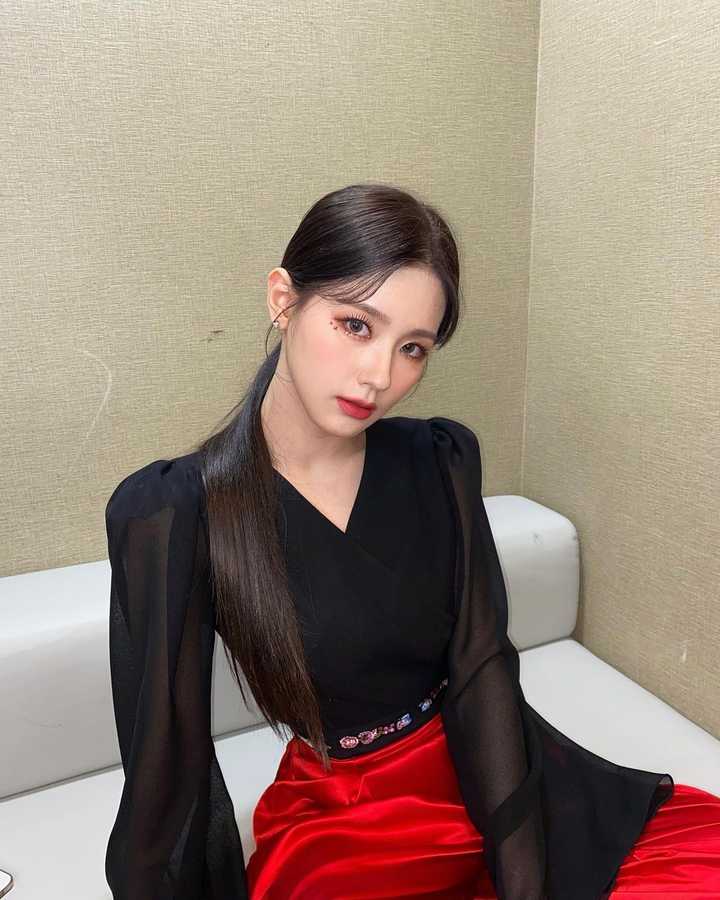 韩国五代女团按颜值应该如何排名？ - 知乎