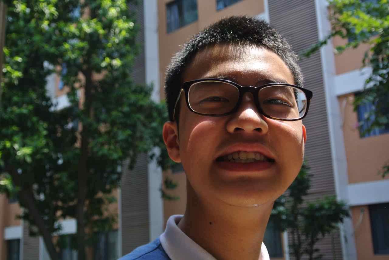 男孩由丑变帅是什么样的感觉