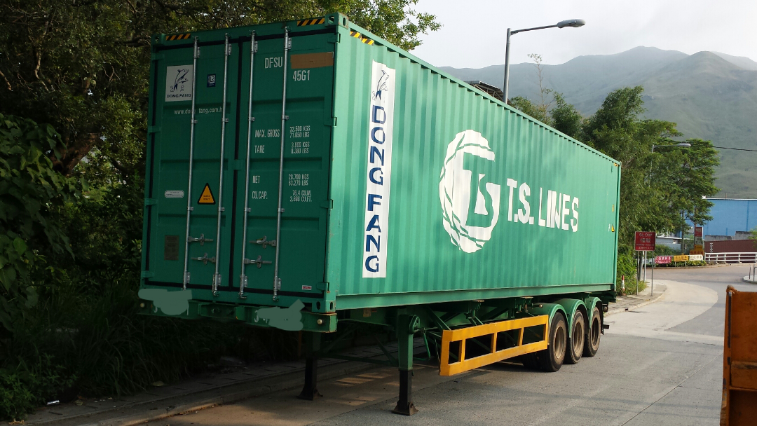 那些货柜大卡车的车头和车身是如何连接并受力的?