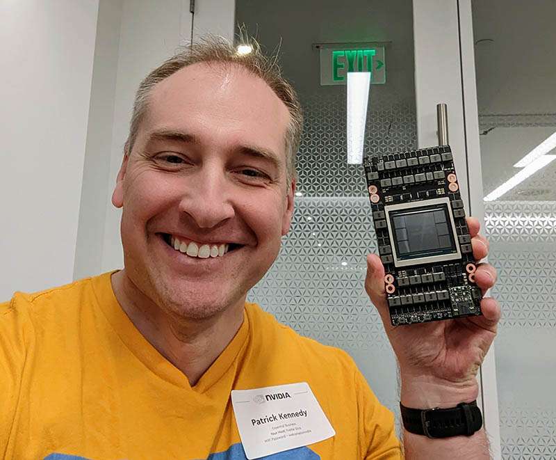 大模型訓練之FP8-LLM別讓你的H卡白買了：H800的正確開啟方式