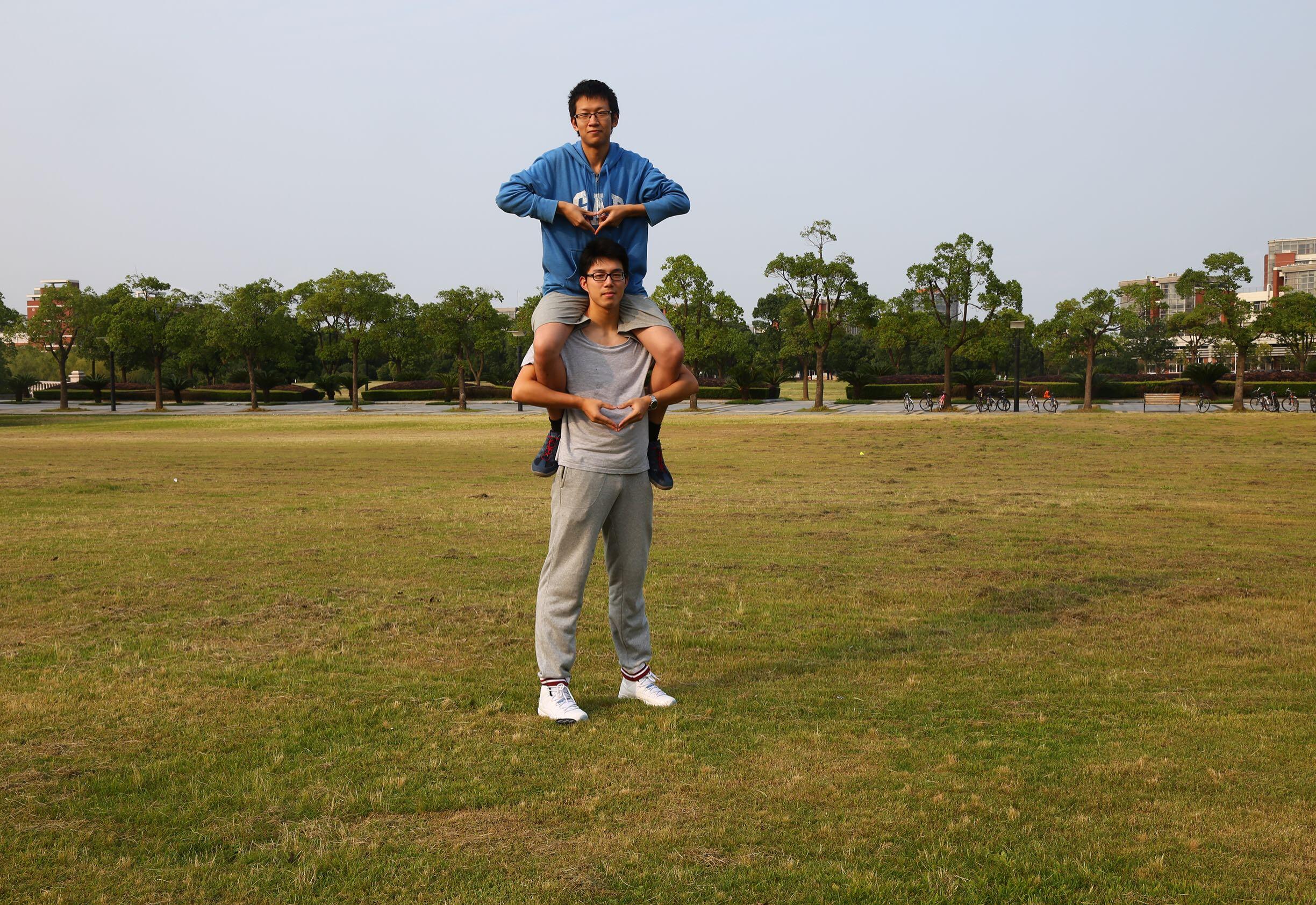 安全且大胆地骑在男票脖子上,需要注意些什么?