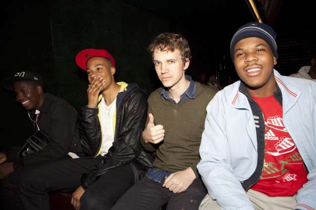 在拍摄照片和视频的过程中,黑人白人在同一个画面时是否会有一方曝光