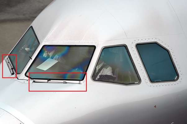 知乎用户tbnzaf 的想法: 飞机上的挡风玻璃雨刷很有趣 - 知乎