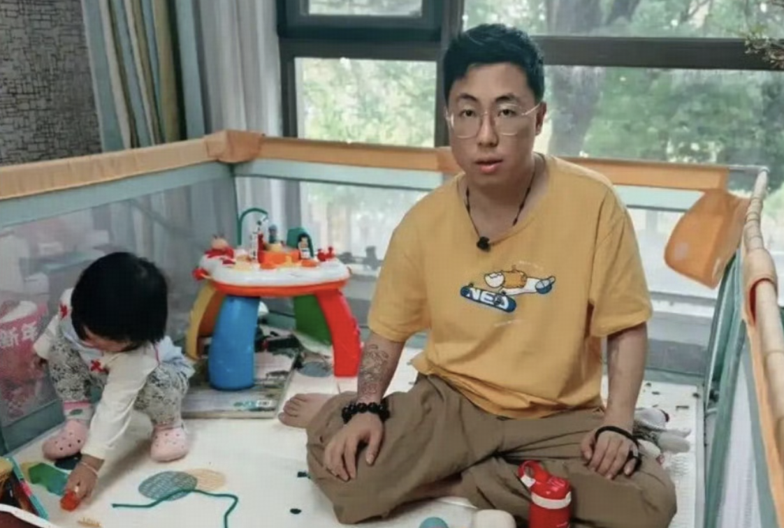 男子全职带娃患产后抑郁现已离婚，如何看待此事？产后抑郁怎么预防？产生抑郁如何应对？缩略图
