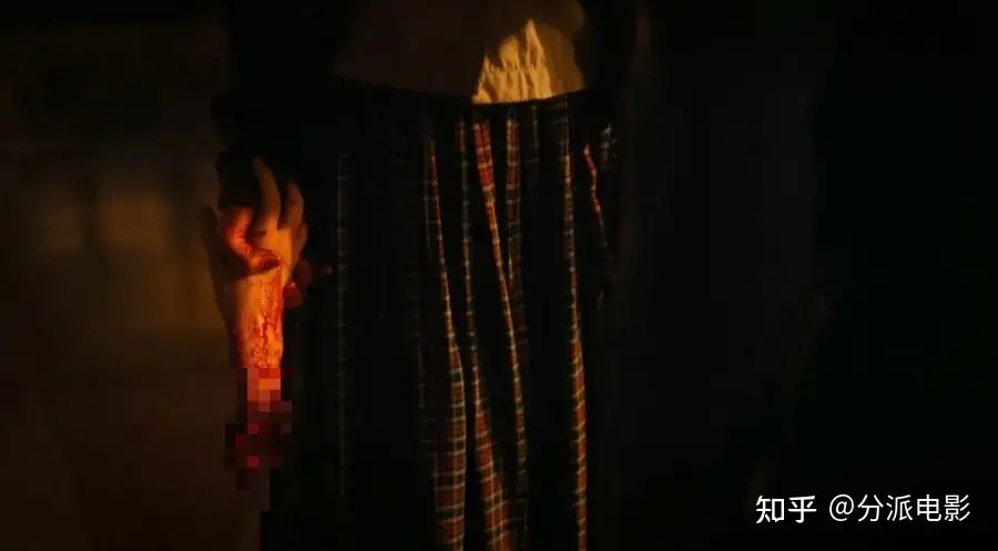 《小丑回魂：欢迎来到德里镇》今年最高能恐怖片，求别烂尾！