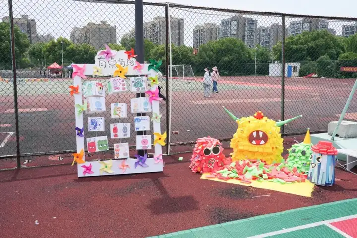 【活力校园】游园笑语盈满路 艺彩纷呈映青春 | 我校塘栖校区组织开展游园会活动!(图23) 【活力校园】游园笑语盈满路 艺彩纷呈映青春 | 我校塘栖校区组织开展游园会活动!(图23)