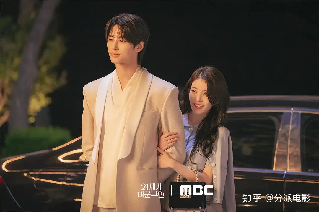 《21世纪大君夫人》IU×边佑锡，韩国偶像剧回春？