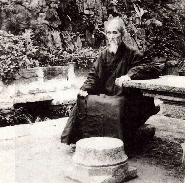 120岁虚云老和尚生前最后一次聊修行,只看一遍,胜过你十年盲修瞎炼! 120岁虚云老和尚生前最后一次聊修行,只看一遍,胜过你十年盲修瞎炼!