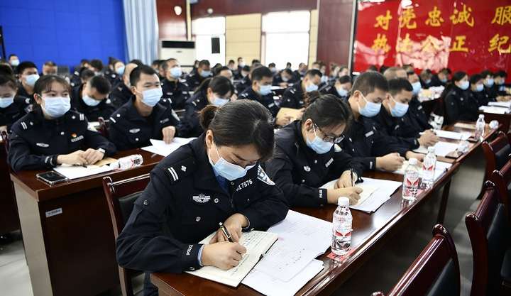 全州户籍管理业务培训会在惠水县公安局成功举办
