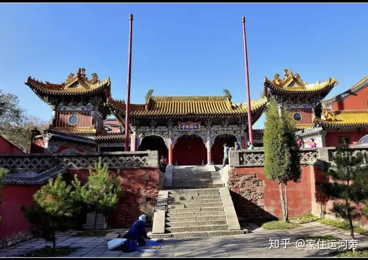 去山西旅游有哪些实用建议和攻略？