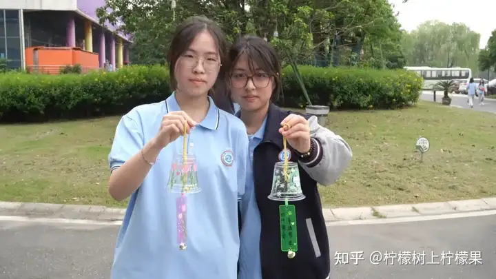 【活力校园】手绘风铃添彩 心融美育校园 | 塘栖校区组织开展手绘风铃活动(图11)