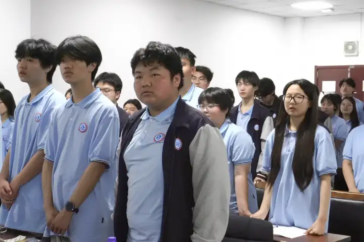浙江省广播电视中等专业学校第六届学生会换届选举暨23级退会仪式(图2)