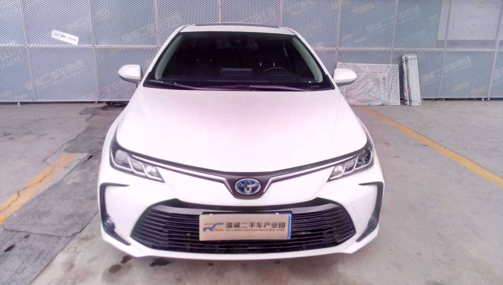石家庄瑞诚二手车市场 的想法: 丰田 卡罗拉 2021款 双擎 1.
