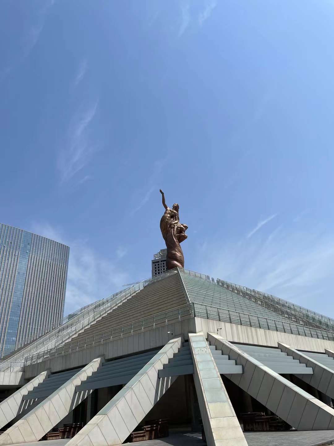 复兴博物馆 的想法: 今天是8月3日,星期四,农历六月十七 - 知乎