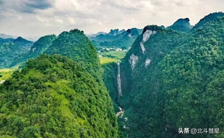 广西旅游攻略必去景点推荐，广西十大必玩景区排名