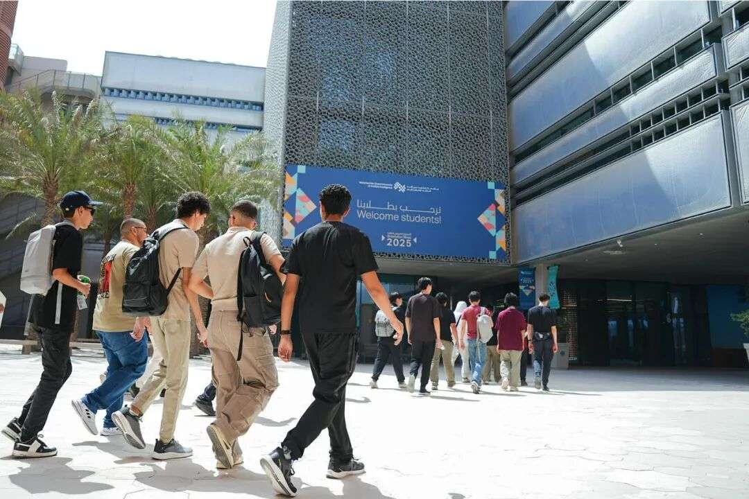 全奖读AI！人工智能专业排名全球前10的MBZUAI启动本硕博项目招生