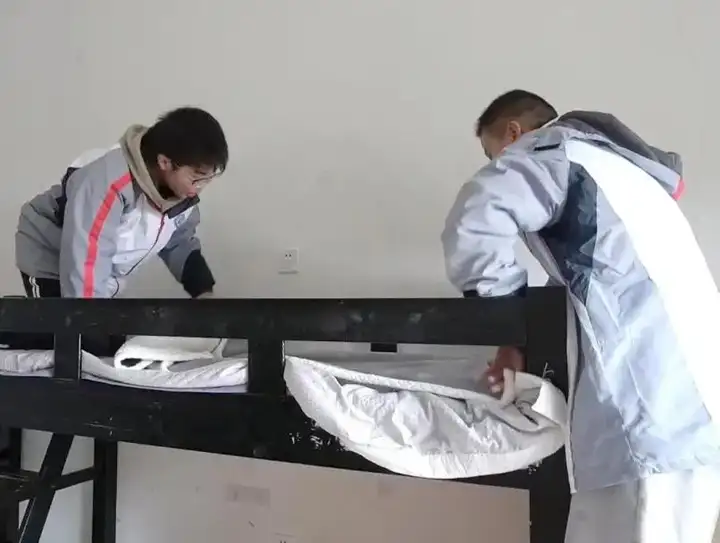 学子归来启新程 逐梦扬帆谱新篇 | 塘栖校区24级开学返校报到(图11)