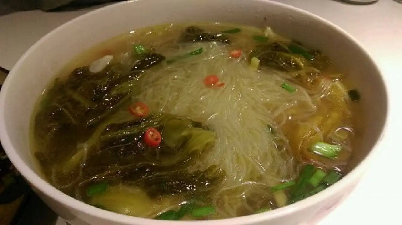 清水酸菜汤图片
