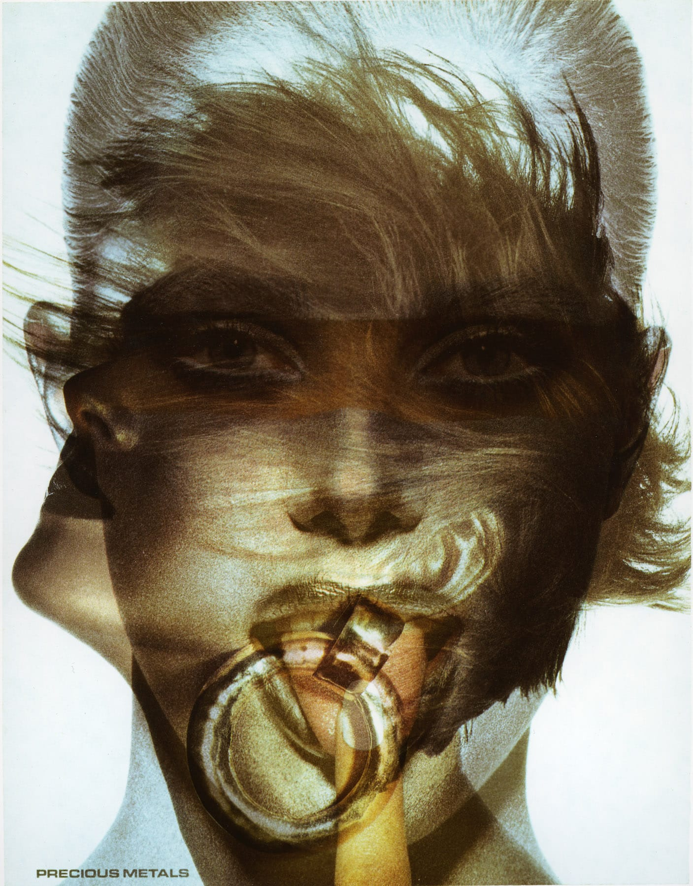 艺术作品集情报局 的想法: #摄影# 灵感 · 实验性蒙太奇 这是一种不