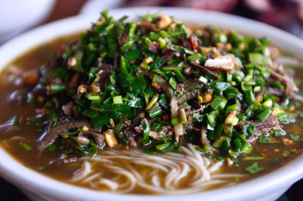 带有苦味的傣族美食牛撒撇-核糖公寓摄影