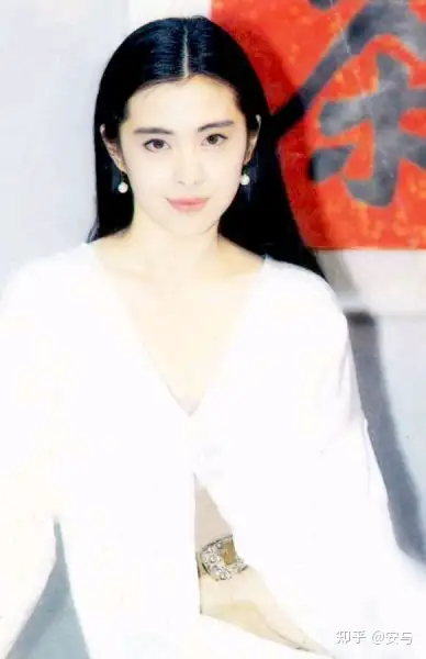 像王祖贤的女演员