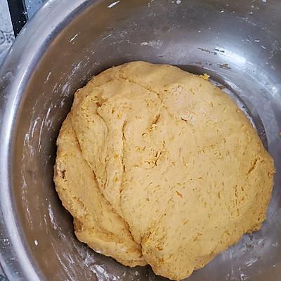 南瓜饼的制作方法步骤（南瓜饼用普通面粉做法）