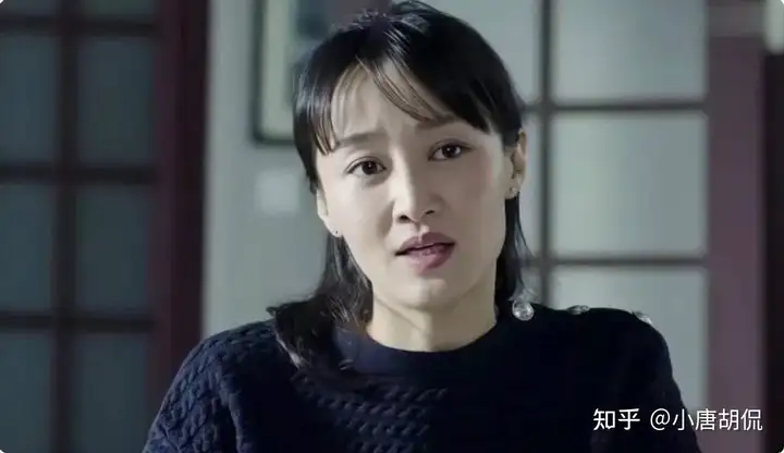 为什么《人民的名义》中唯独没有介绍侯亮平和钟小艾的家庭背景？是因为他们是正面人物要考虑影响吗？
