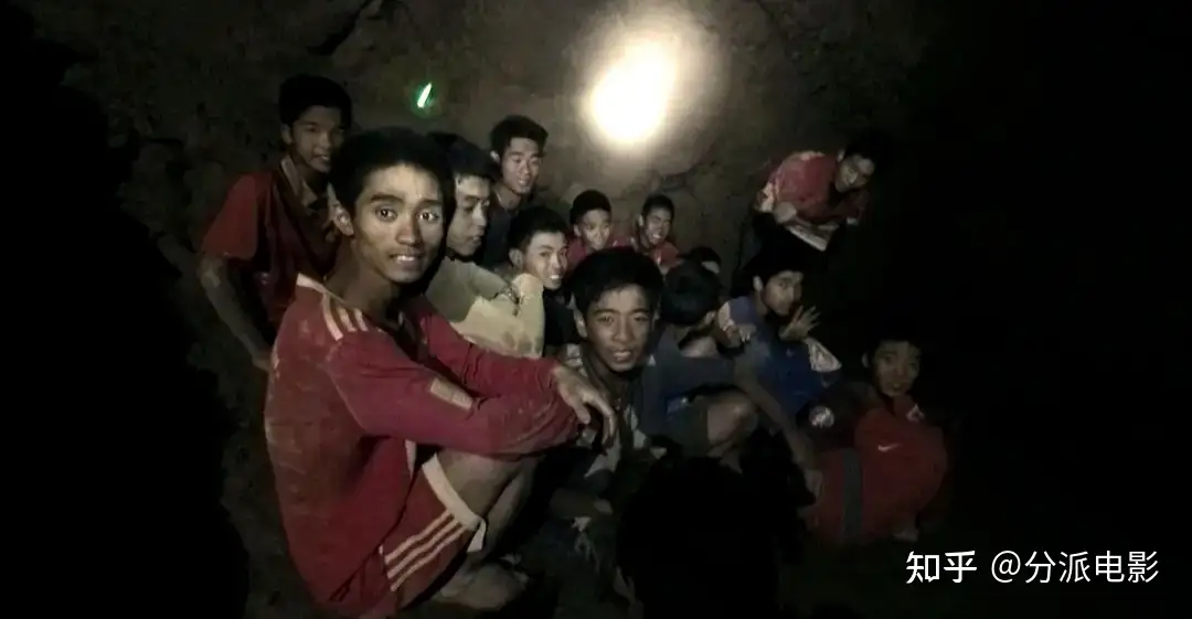 纪录片《坚忍号》残忍到震撼,28人700天绝境求生!