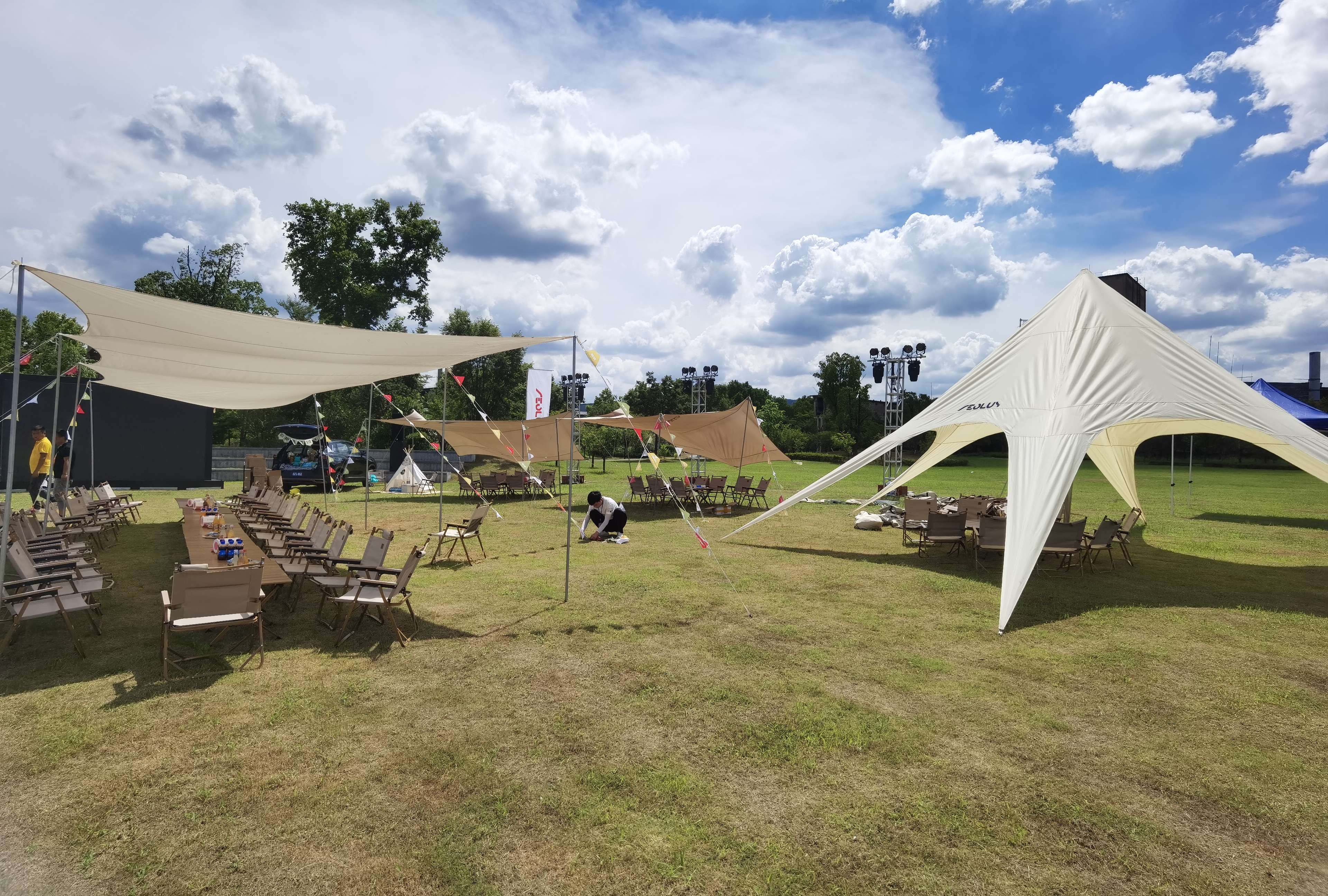 嗨茄团建 的想法: 天幕烧烤成为了这两年户外休闲活动的新风… - 知乎