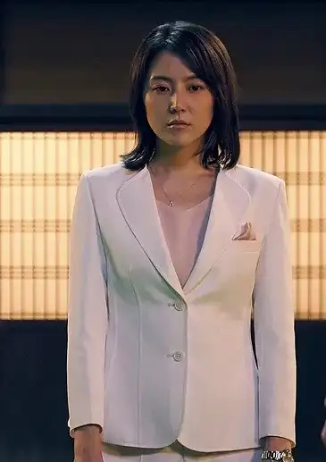 唐人街探案3里面你是什么时候开始怀疑小林杏奈的