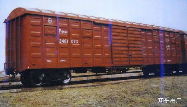 中国历史上,确实出现过棚车载客.但这是历史了,我们不能倒退回去吧?