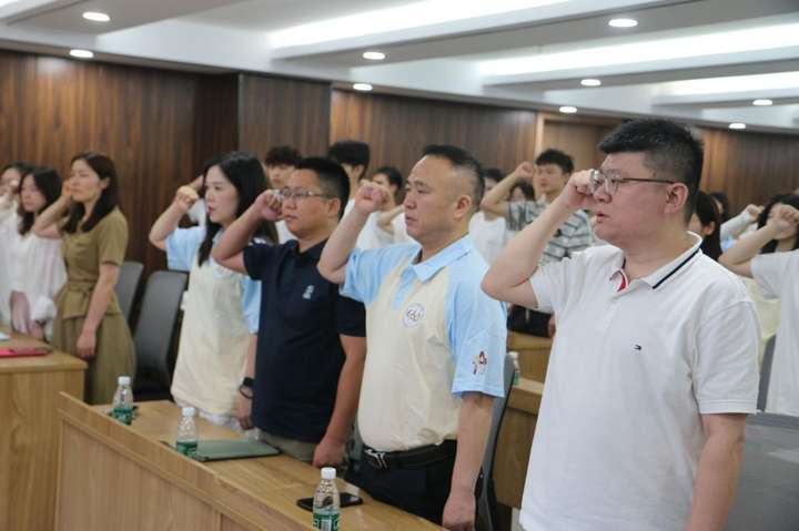 红色沃土上的青春答卷——长沙医学院“医者队”多维助力塔卧镇发展实践