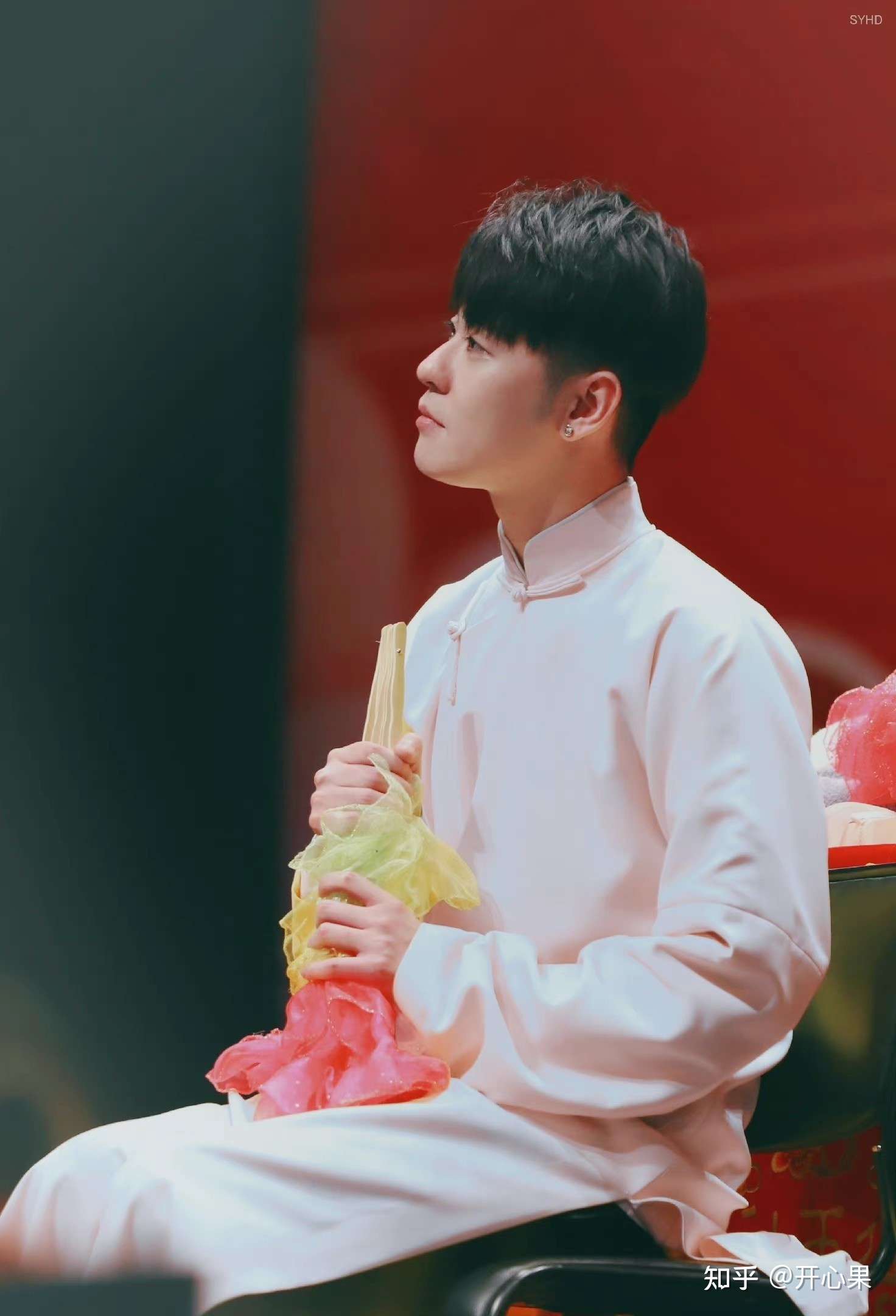 开心果 的想法: 德云社跨年演出,张云雷,有你吗? - 知乎