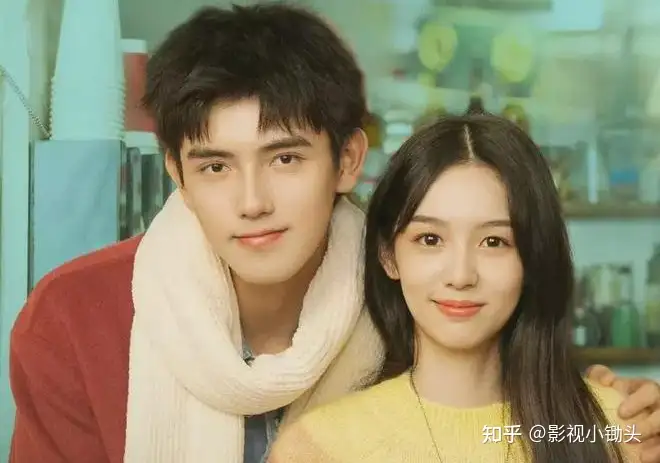 张子枫胡先煦新片《穿过月亮的旅行》演夫妻，你对他们在剧中的表现都有哪些期待？