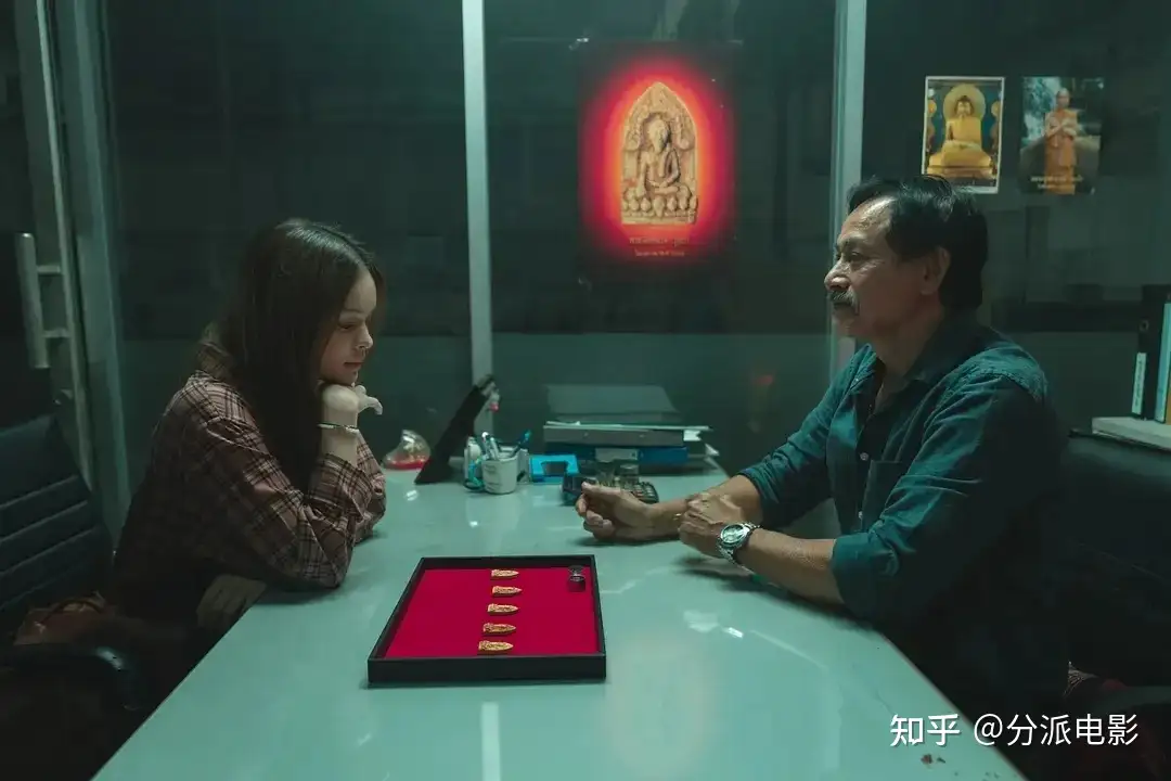 《绝庙骗局2》揭秘泰国最赚钱的行业，震碎你三观