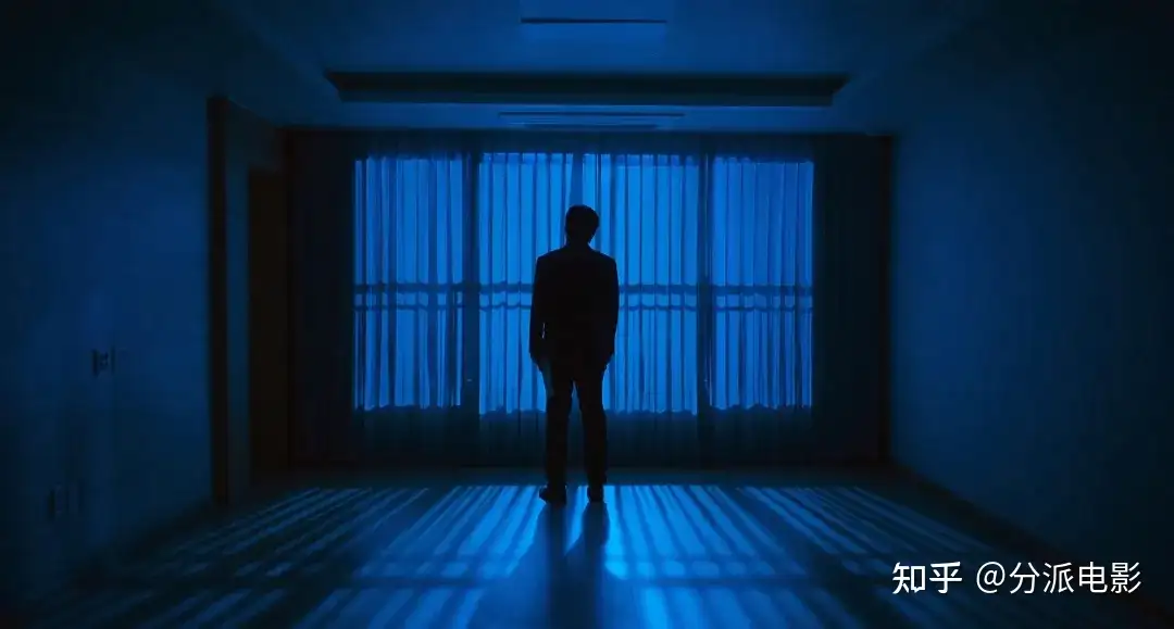《墙外之音》诡异噪音+奇葩邻居,惊悚尺度炸裂