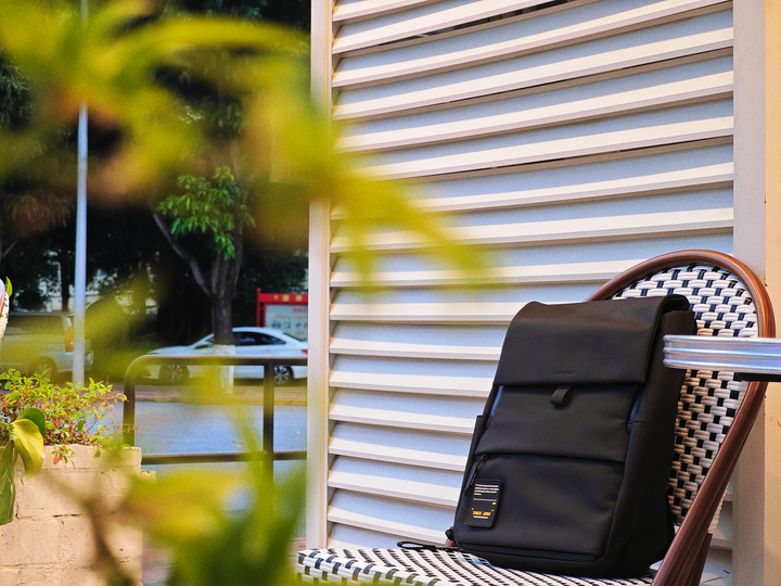 见客户不狼狈！地平线 8 号 moment，通勤出差都体