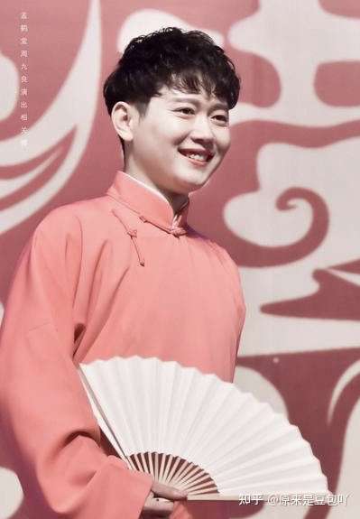 孟鹤堂周九良哪个大褂最好看