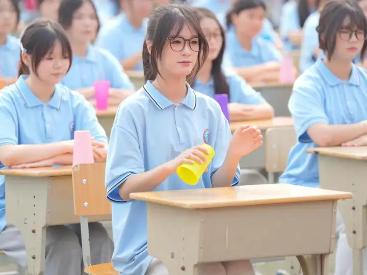 正青春 向未来 | 2025塘栖校区高三成人礼(图6)