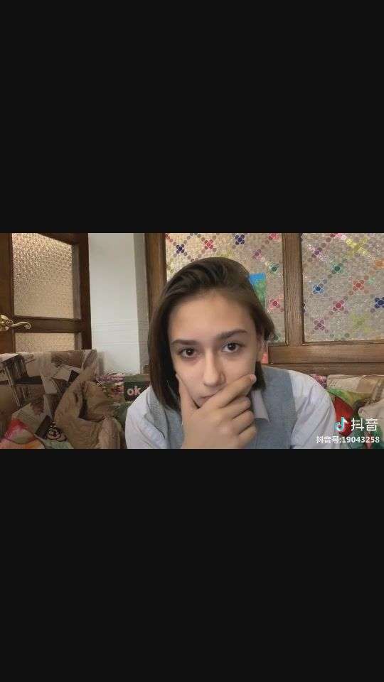 如何评论抖音的俄罗斯米莎