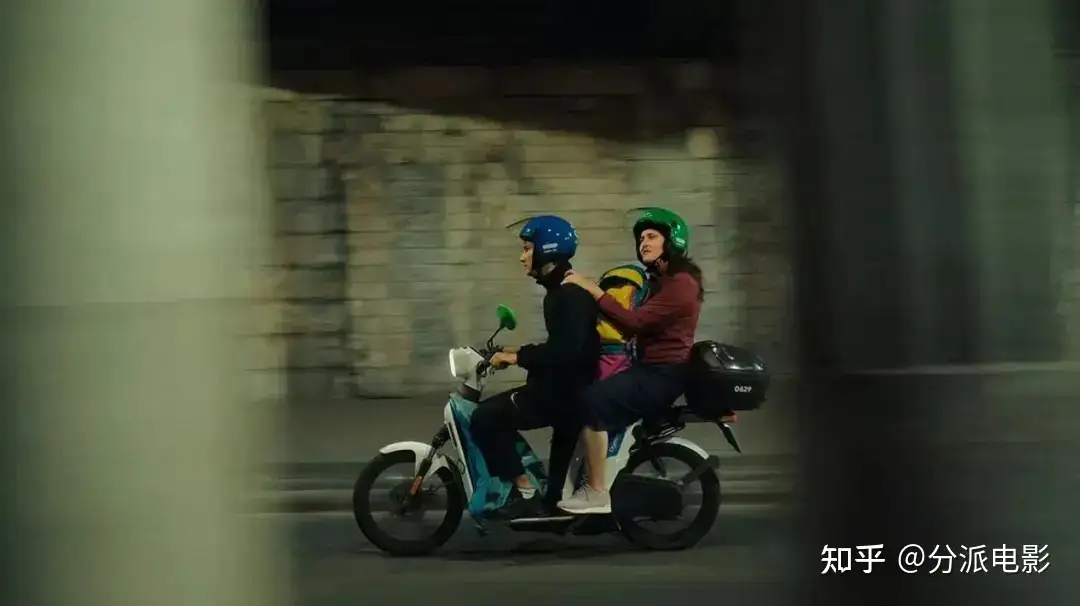 《巴黎夏日》豆瓣8.0，今年最棒的法国文艺片！