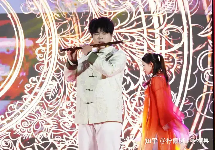 【活力校園】青春鑄底色 逐夢向未來｜我校富陽校區體育藝術節閉幕式暨元旦晚會圓滿舉行！