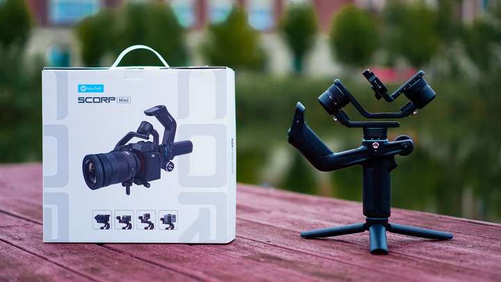 飛宇蝎子Mini穩定器小巧輕便，全能百搭，讓拍攝創作簡單又有趣！